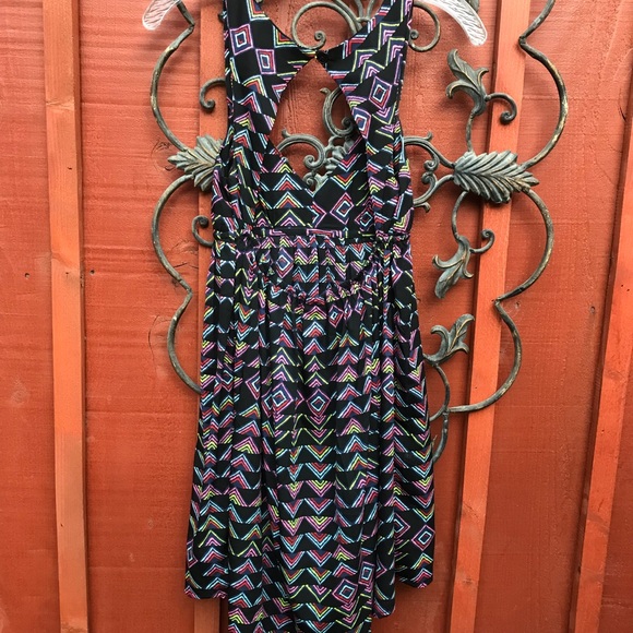 A8 Roxy Dress graphic print XS Back Cutout - Picture 8 of 8